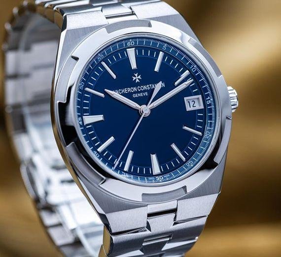 Vacheron Constantin Overseas Dual Time - Image 2